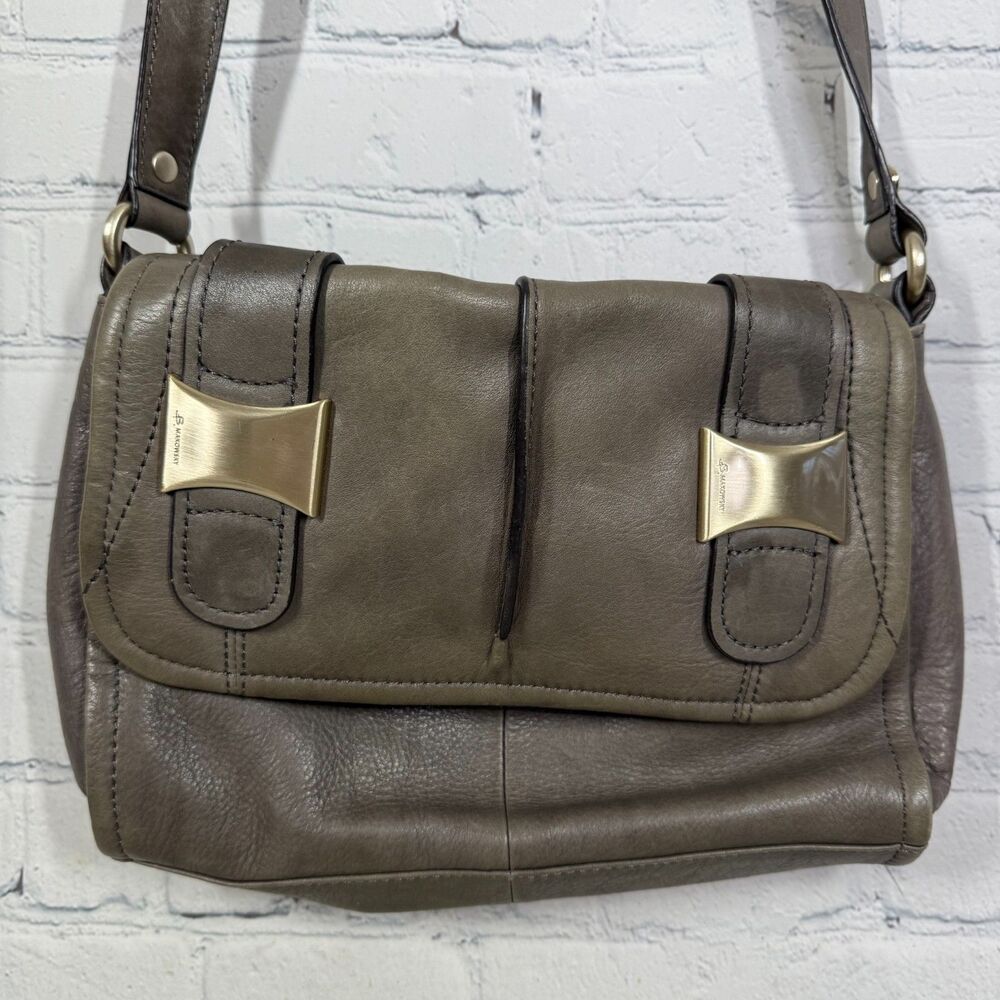 B. Makowsky Crossbody Messenger Bag Women Leather Distressed Adjustable Trap